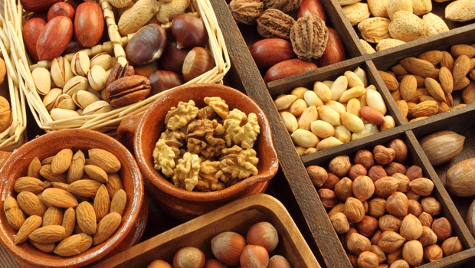 полезные аминокислоты в разных орехах